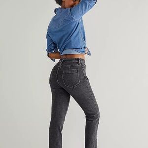 Free People NWT CRVY High-Rise Vintage Straight Jeans in Smokey Quartz, Size 27